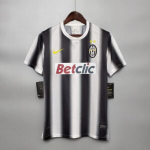 2010/11 Home Kit