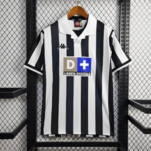 1998/99 Home Kit
